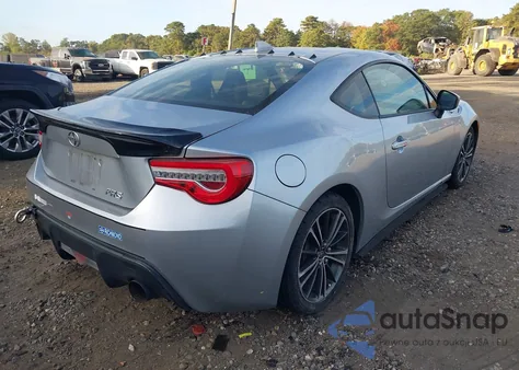 2015 Scion Fr-S из США, поврежденный, VIN JF1ZNAA11F8713575